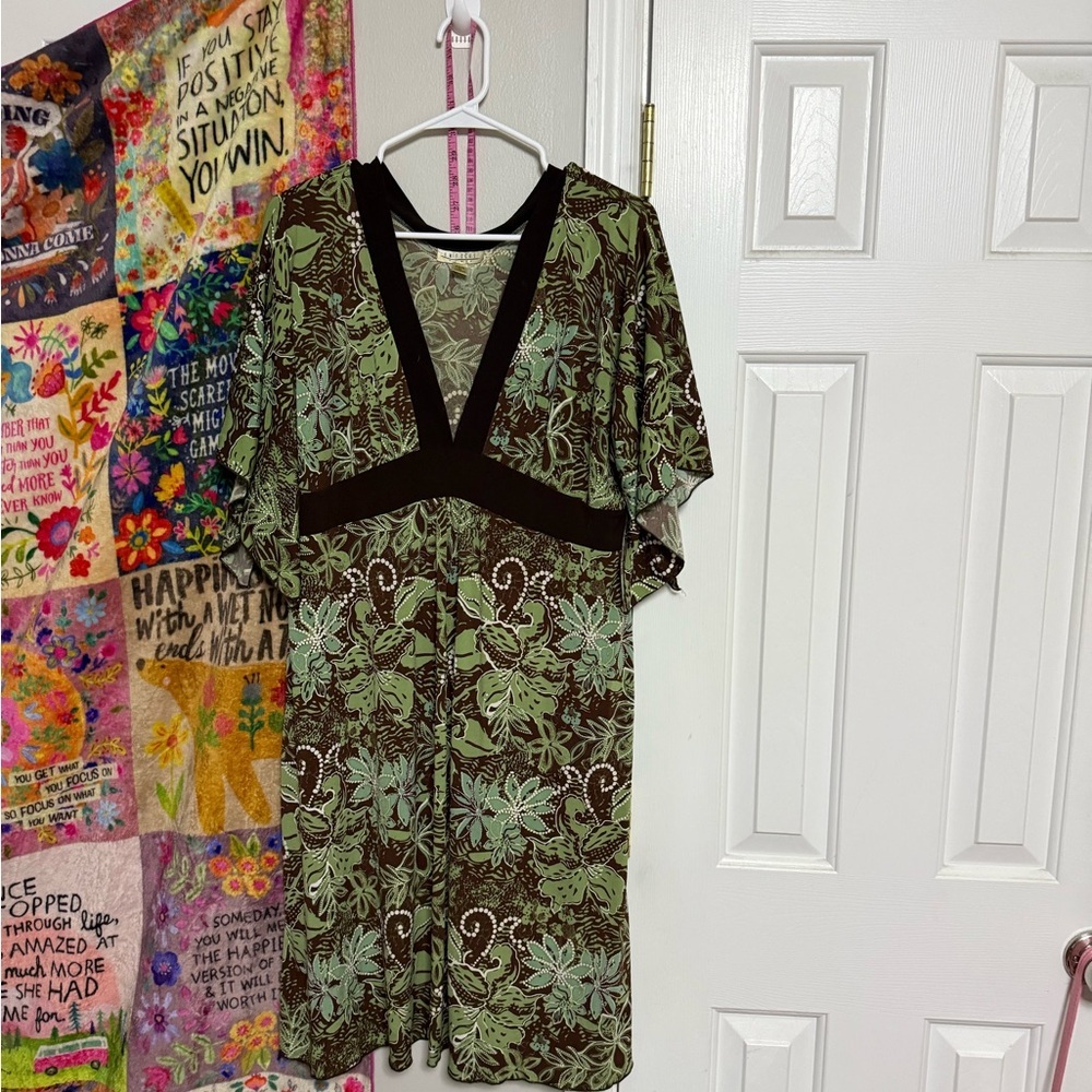Enfocus Studio Green and Brown Floral Dress​